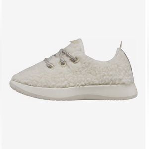 ALLBIRDS Smallbirds Wool Runners Fluffs
Shoes Little Kids 10.5 Natural White